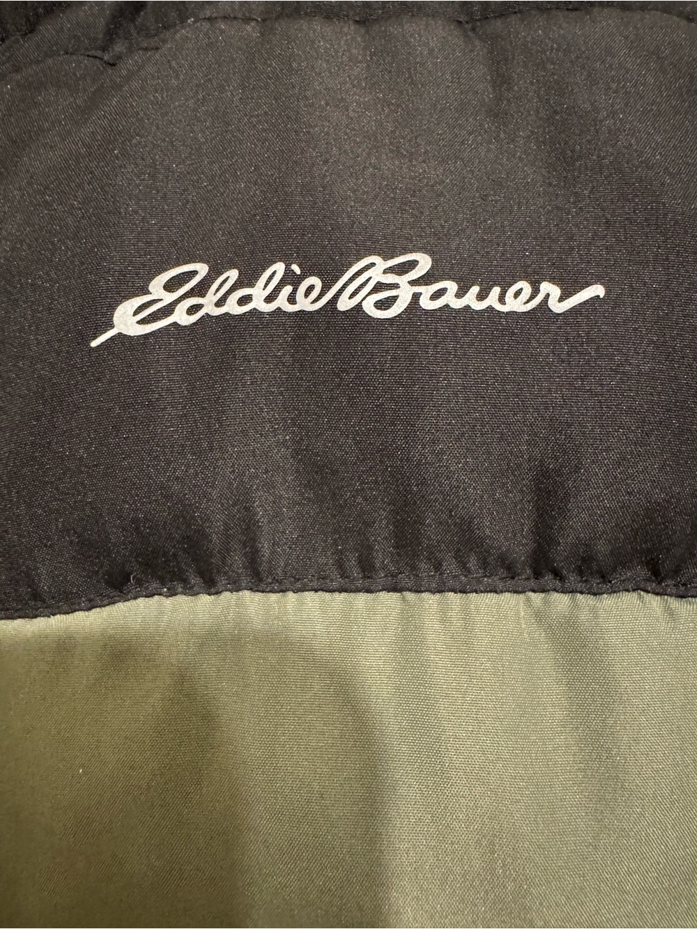 Eddie Bauer Kids Green and Black Hooded Puffer Jacket - Picture 3 of 5